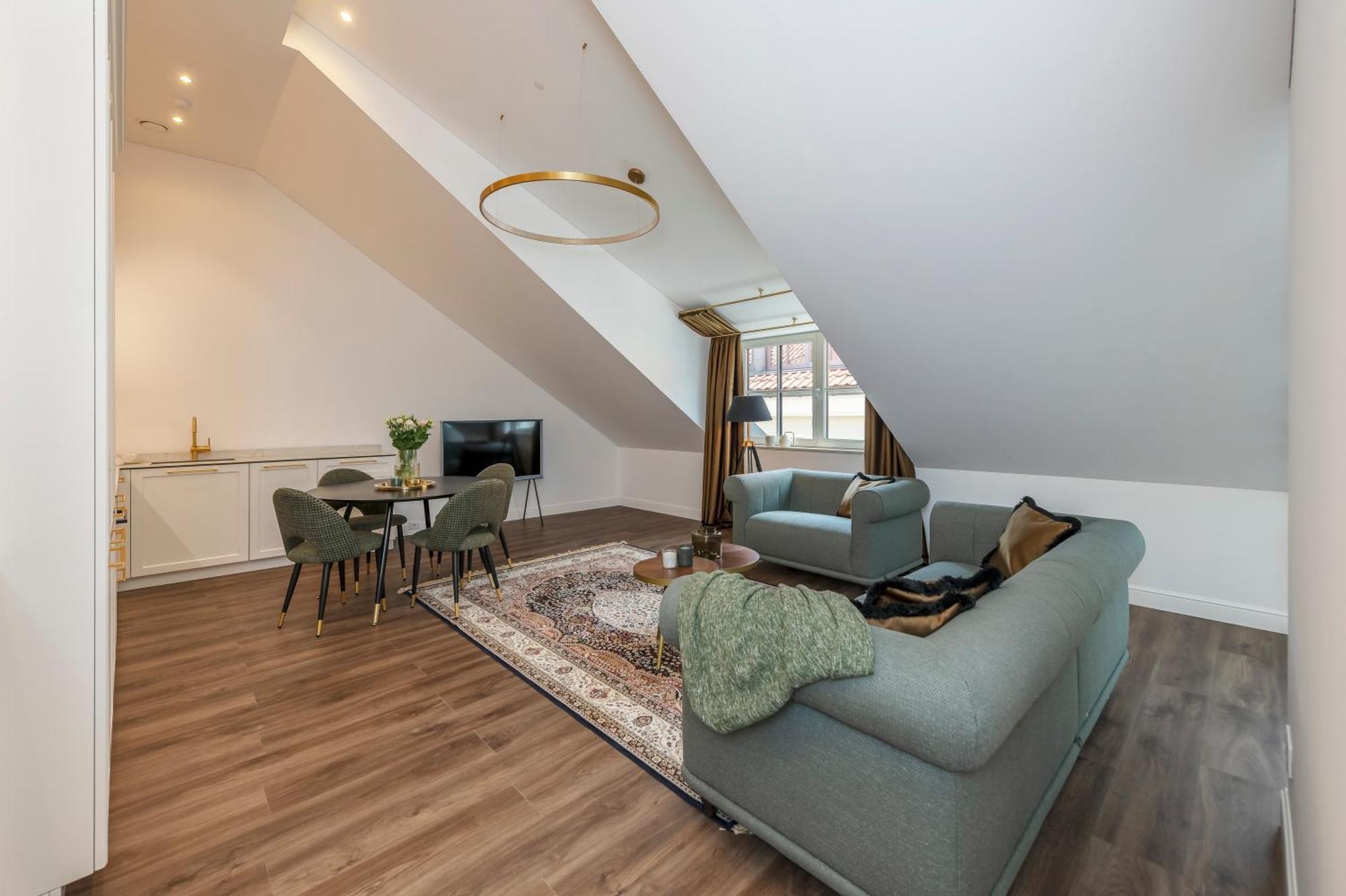 Artsy Exclusive Old Town Residence Gallery Walk Vilna Habitación foto